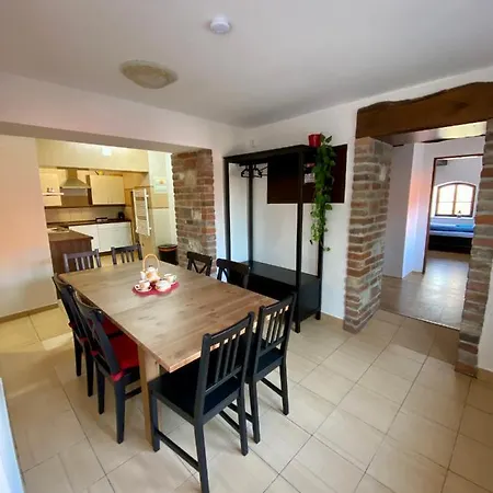 U Dany Brentnerove Apartament Zaječí